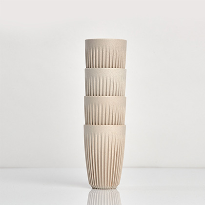 Huskee Cup beige mit Deckel - 12 oz – Bild 3