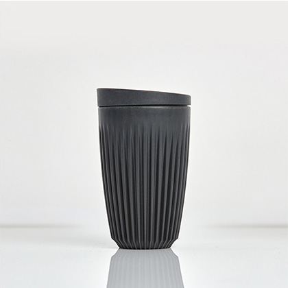 Huskee Cup schwarz mit Deckel - 12 oz