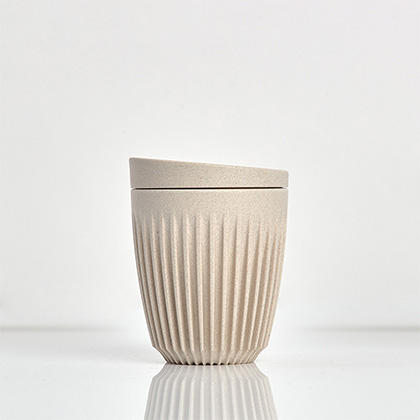 Huskee Cup beige mit Deckel - 8 oz