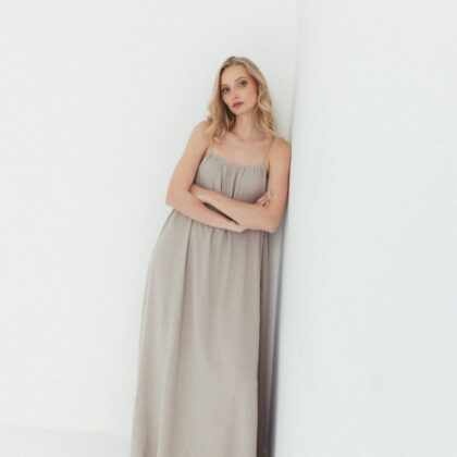 MÓRE Maxikleid - taupe