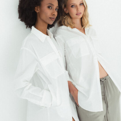 MÓRE BLOUSE mit Taschen